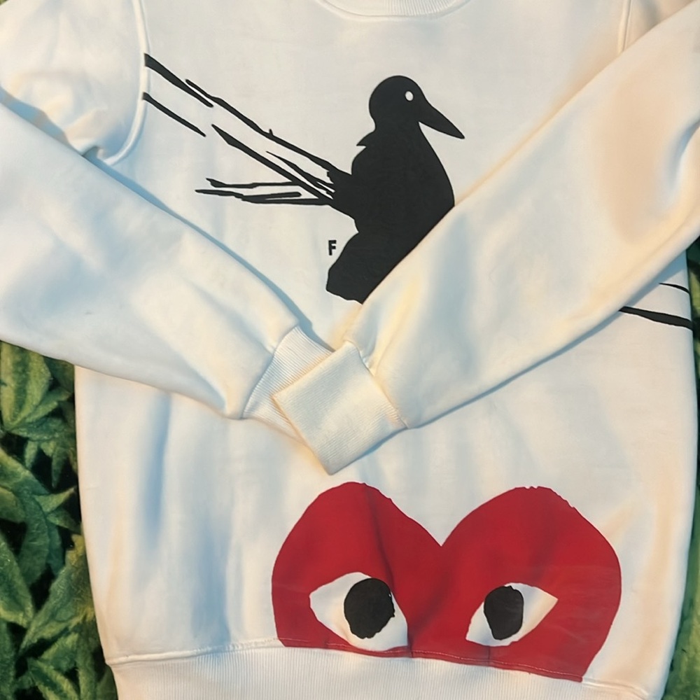 - Comme des GARCONS play - Picture 2 of 5